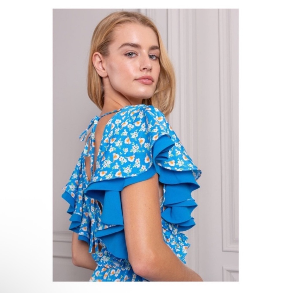 New! SENLIS Amalie Blue Floral Ruffle Midi Dress with Open Back - Picture 4 of 13